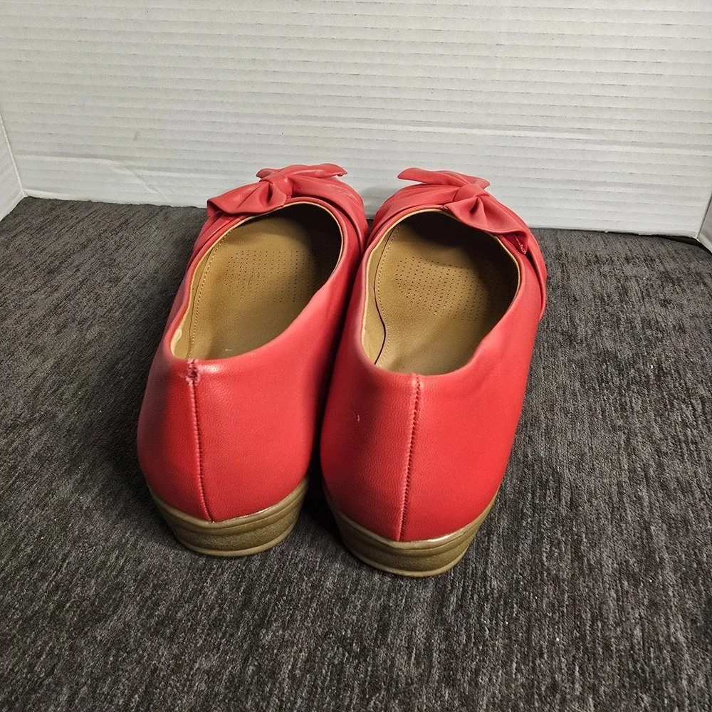 Comfortview The‎ Pamela Slip On Flat Womens Size 8M Red Bow Detail